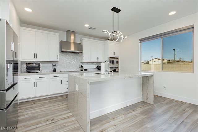 6124 Redstone Hills Drive, Las Vegas, NV 89148