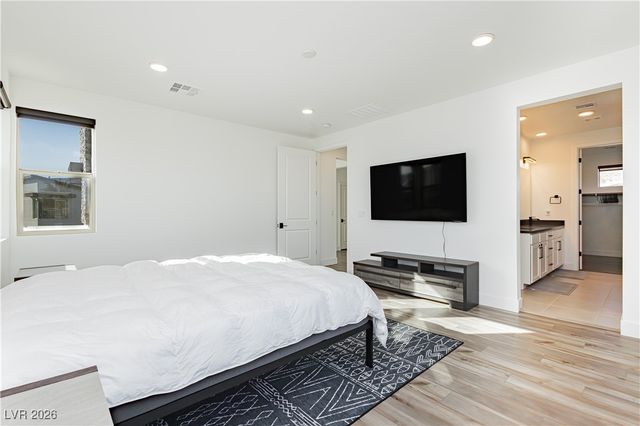 6124 Redstone Hills Drive, Las Vegas, NV 89148