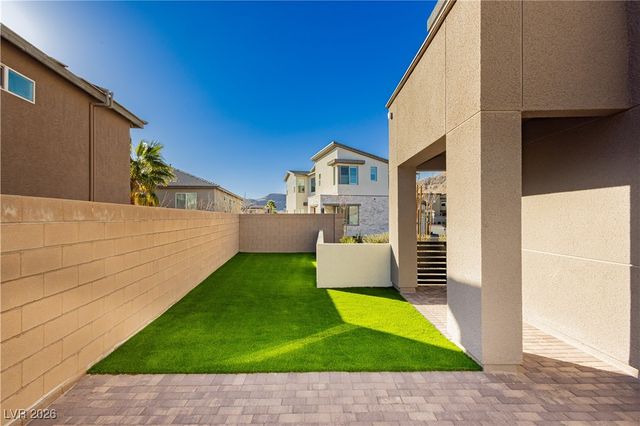 6124 Redstone Hills Drive, Las Vegas, NV 89148