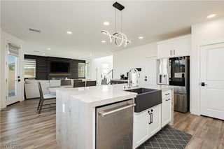 6124 Redstone Hills Drive, Las Vegas, NV 89148