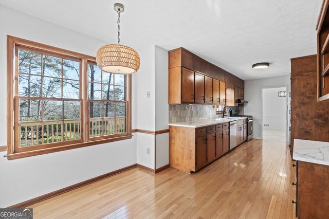 4566 Brandon Drive SW, Lilburn, GA 30047