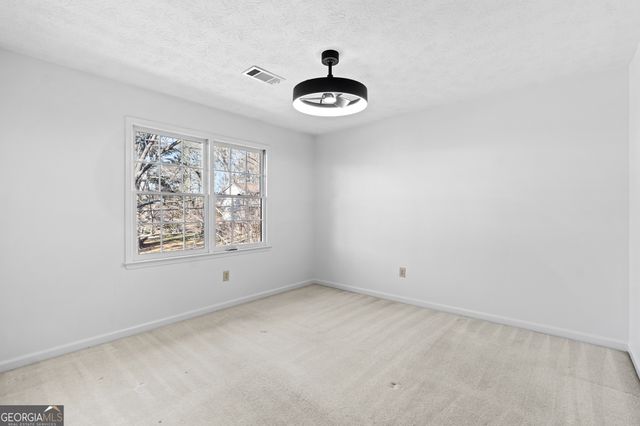 4566 Brandon Drive SW, Lilburn, GA 30047