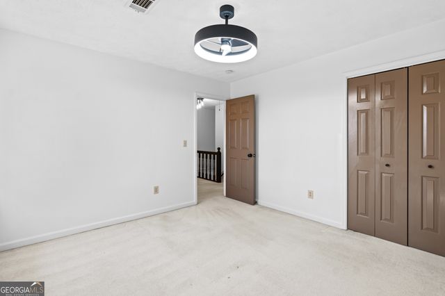 4566 Brandon Drive SW, Lilburn, GA 30047