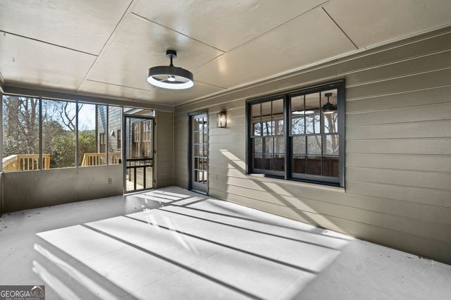 4566 Brandon Drive SW, Lilburn, GA 30047