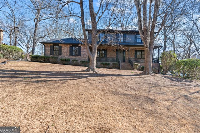 4566 Brandon Drive SW, Lilburn, GA 30047