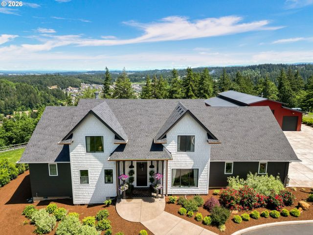 4040 VICTOR POINT Rd Ne, Silverton, OR 97381