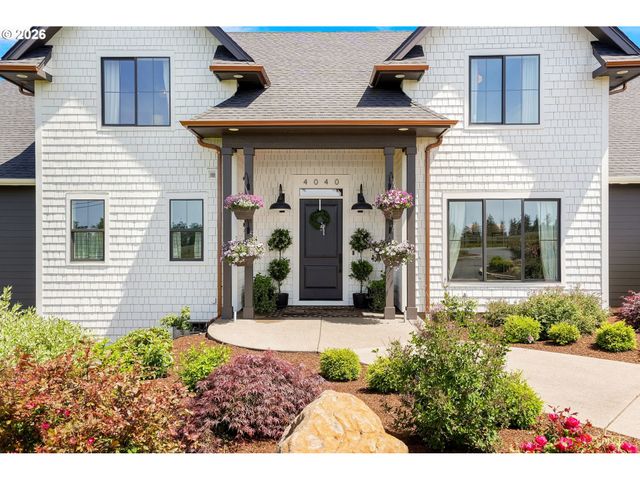 4040 VICTOR POINT Rd Ne, Silverton, OR 97381