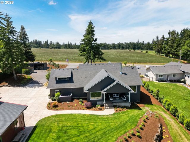 4040 VICTOR POINT Rd Ne, Silverton, OR 97381