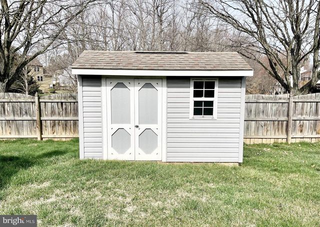 1 GREYSTONE PL, Stafford, VA 22554