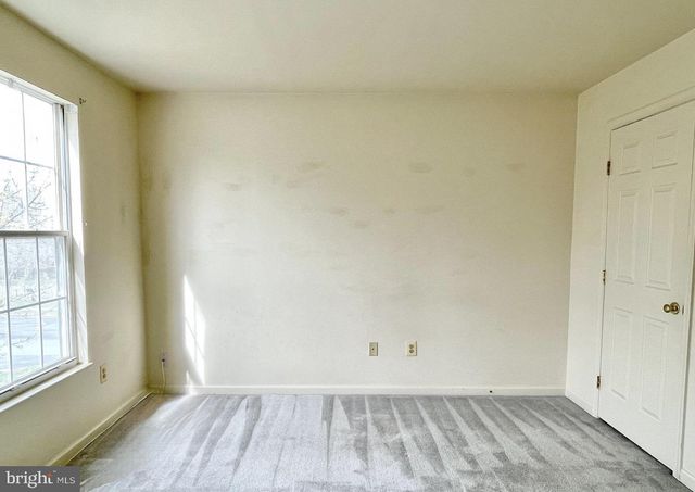 1 GREYSTONE PL, Stafford, VA 22554