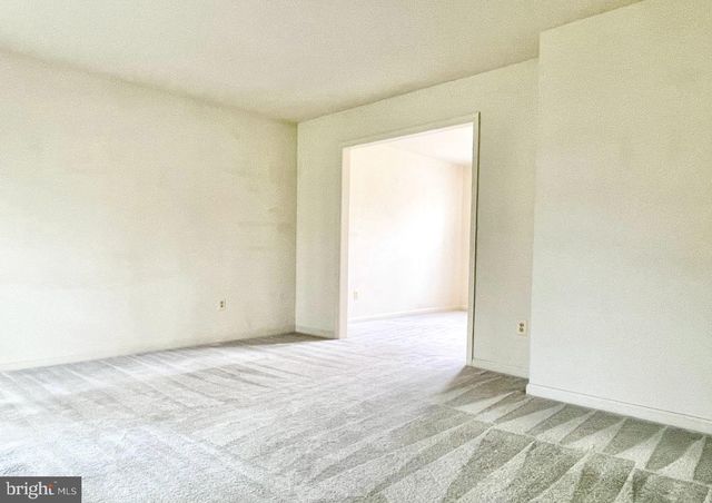 1 GREYSTONE PL, Stafford, VA 22554