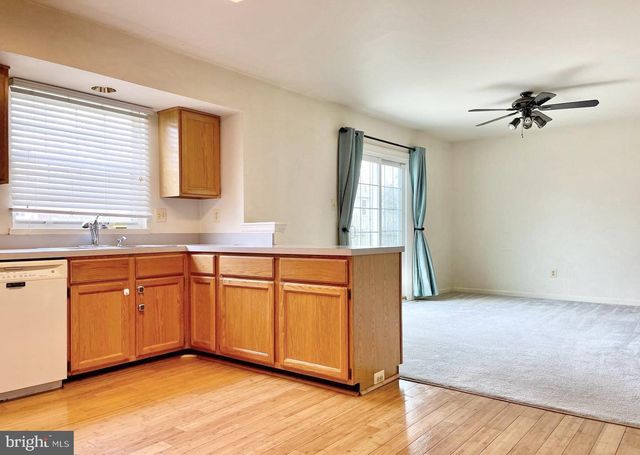 1 GREYSTONE PL, Stafford, VA 22554