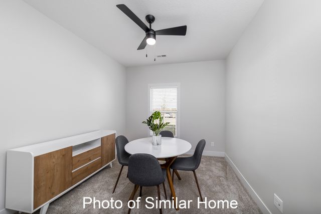 455 N 2ND Avenue, Eldridge, IA 52748