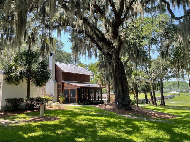 2711 Switchgrass Dr, Beaufort, SC 29902