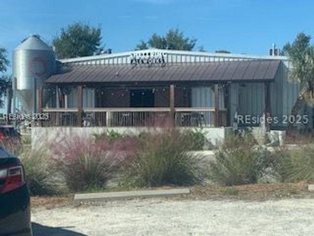 2711 Switchgrass Dr, Beaufort, SC 29902