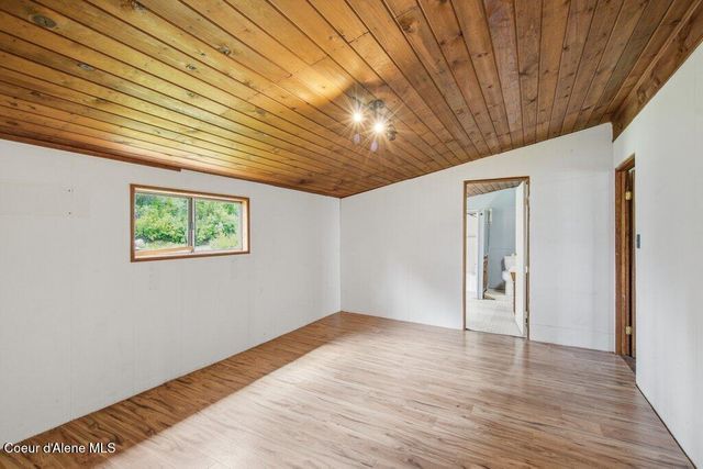 701 Cabin Ridge RD, Spirit Lake, ID 83869