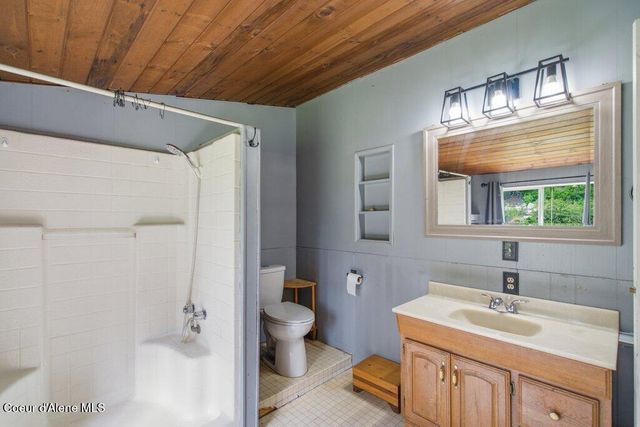 701 Cabin Ridge RD, Spirit Lake, ID 83869