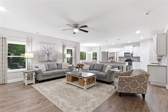 2811 Torrey Pines, Beavercreek, OH 45431