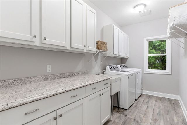 2811 Torrey Pines, Beavercreek, OH 45431