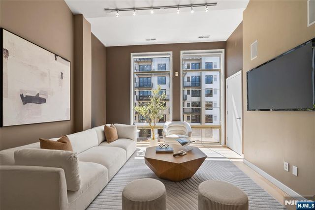 26 Ave At Port Imperial 416, West New York, NJ 07093