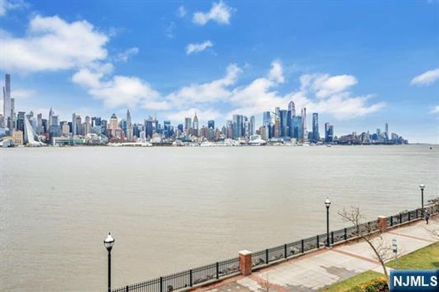 26 Ave At Port Imperial 416, West New York, NJ 07093
