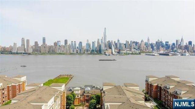 26 Ave At Port Imperial 416, West New York, NJ 07093