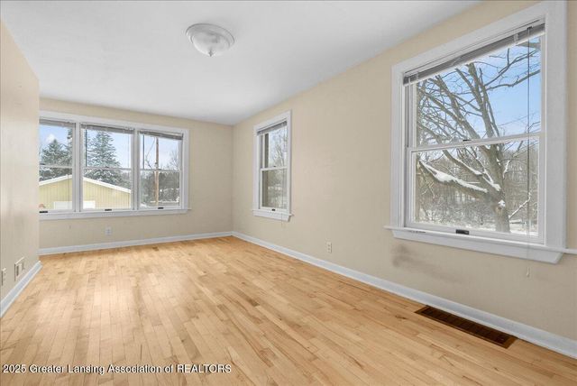 4632 Old Lansing Road, Lansing, MI 48917