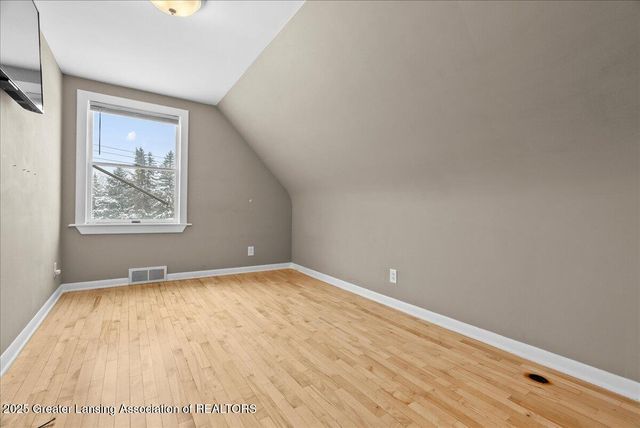 4632 Old Lansing Road, Lansing, MI 48917