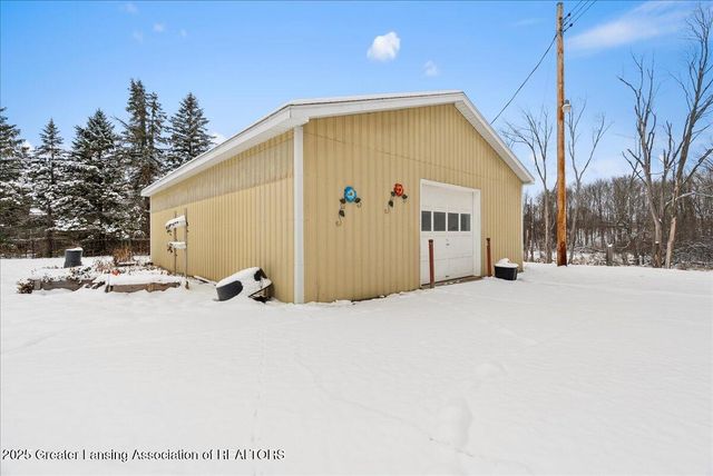 4632 Old Lansing Road, Lansing, MI 48917