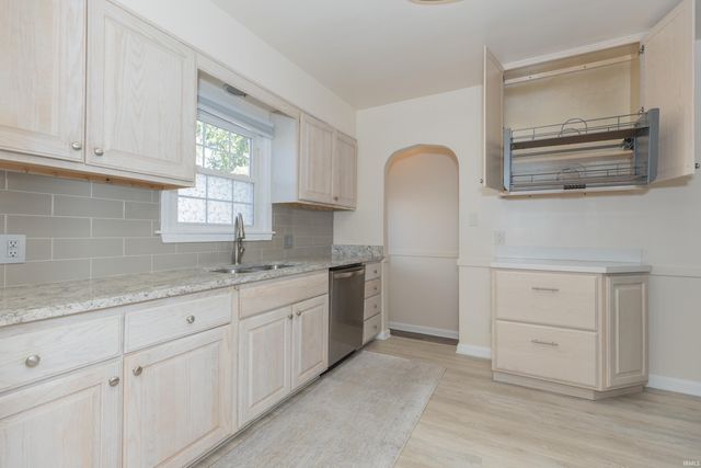 3104 Lincoln Avenue, Evansville, IN 47714