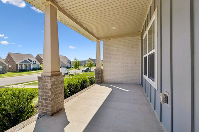 712 Hahn Ct, Lebanon, TN 37087