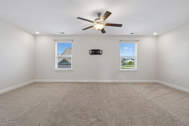 712 Hahn Ct, Lebanon, TN 37087