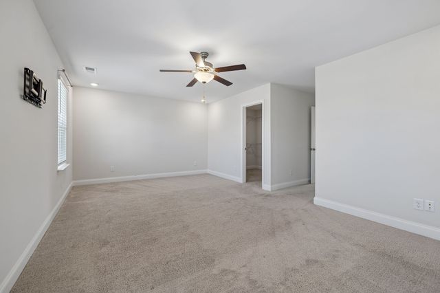 712 Hahn Ct, Lebanon, TN 37087