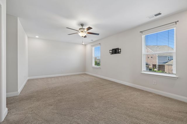 712 Hahn Ct, Lebanon, TN 37087