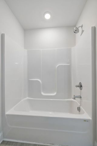 712 Hahn Ct, Lebanon, TN 37087