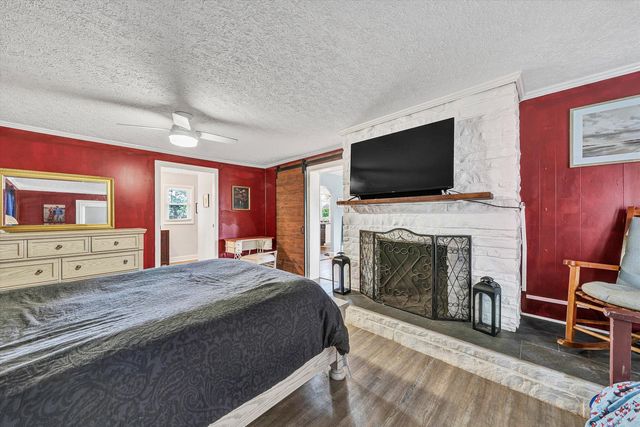 135 CENTER ST, Rocky Mount, VA 24151