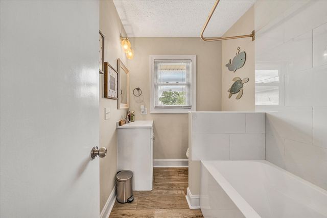135 CENTER ST, Rocky Mount, VA 24151