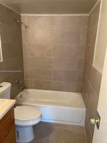 2244 Madison St 9, Hollywood, FL 33020