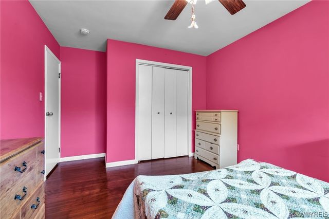 5812 Cloverfield Drive, Boston, NY 14075