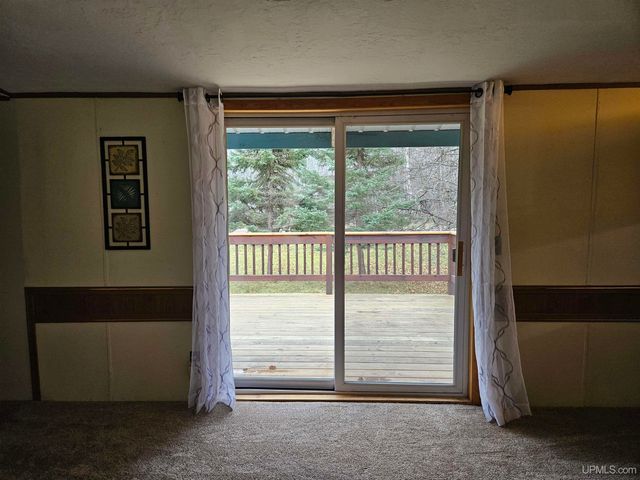 270 Sheridan Avenue, Ontonagon, MI 49953