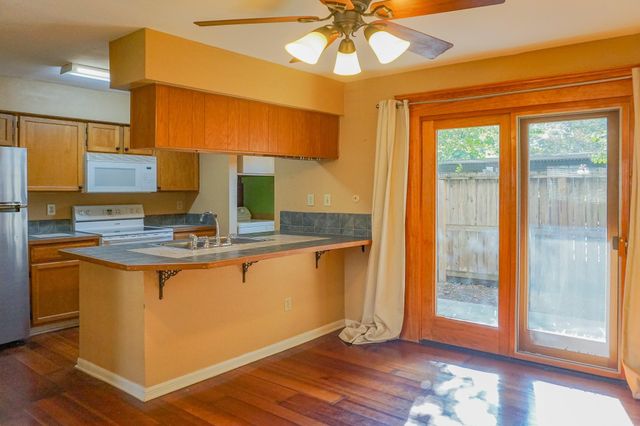 3100 Jeanetta Street 703, Houston, TX 77063