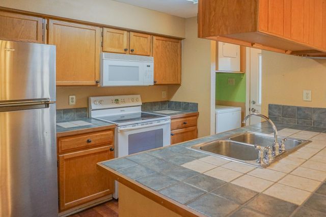 3100 Jeanetta Street 703, Houston, TX 77063