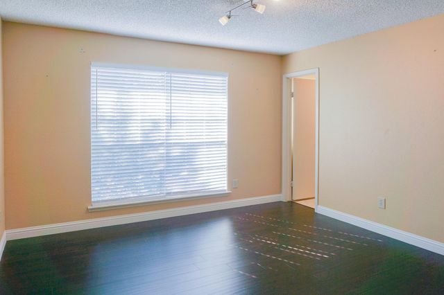 3100 Jeanetta Street 703, Houston, TX 77063