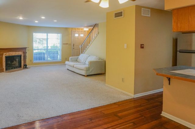 3100 Jeanetta Street 703, Houston, TX 77063