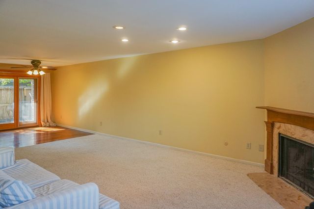 3100 Jeanetta Street 703, Houston, TX 77063
