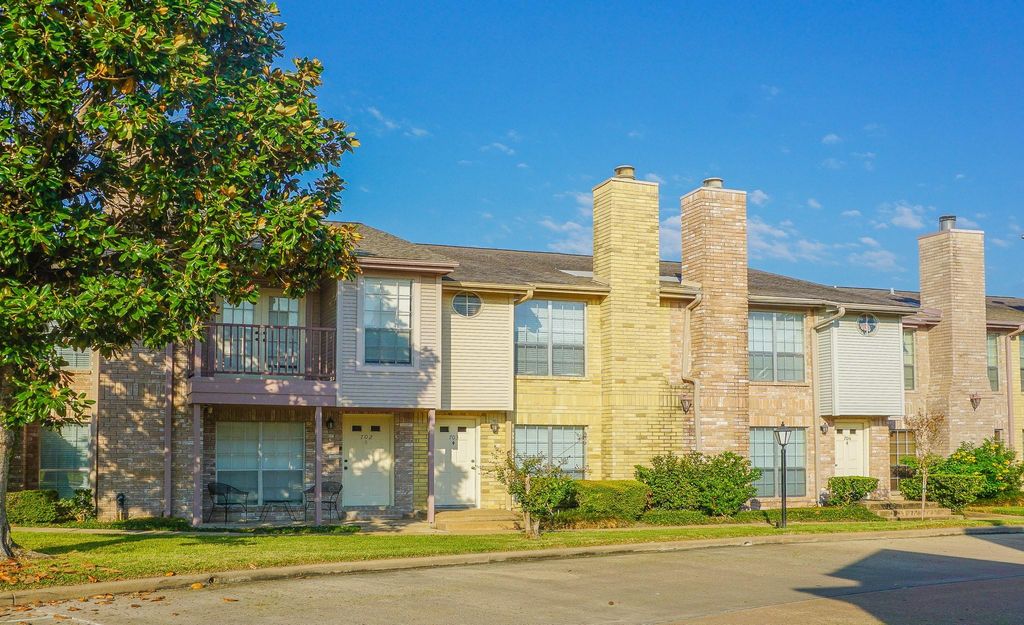 3100 Jeanetta Street 703, Houston, TX 77063