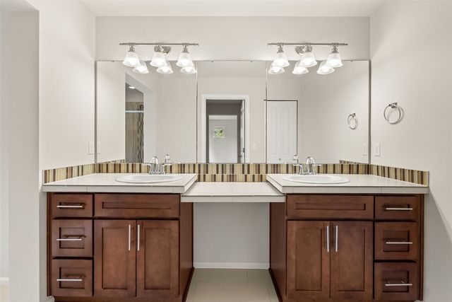32214 50th Court S, Auburn, WA 98001