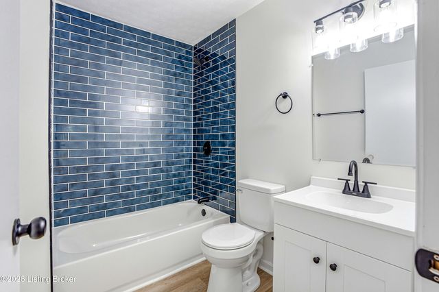 6613 Fincastle Trail, Louisville, KY 40272
