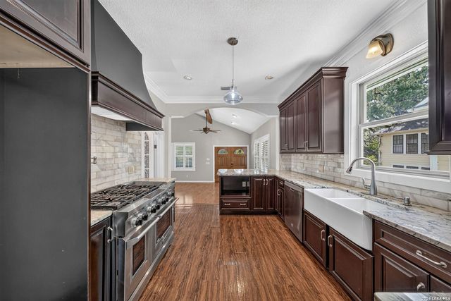 334 E HUISACHE AVE, San Antonio, TX 78212