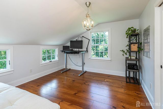 10 Old Nursery Lane, South Brunswick, NJ 08540